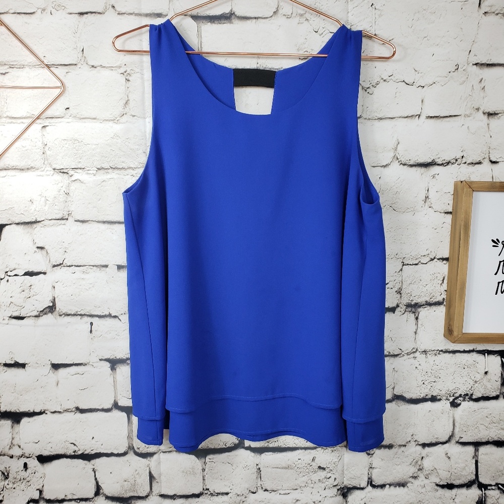 Paper Crane Blue Sleeveless Keyhole Career Top Med